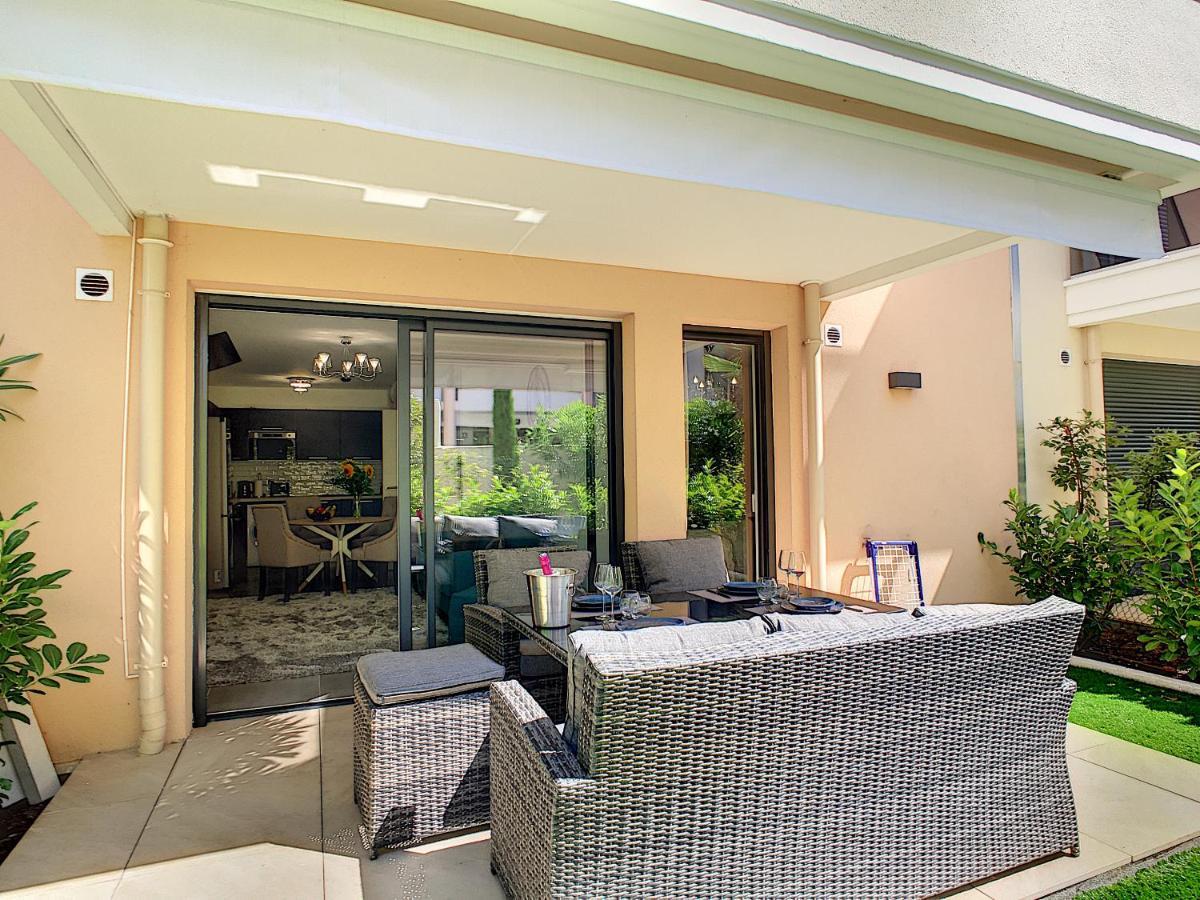 Palm Beach Apartment With A Pool In The Residence Cannes Eksteriør billede